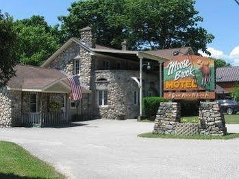 Moose Brook Motel กอแรม ภายนอก รูปภาพ